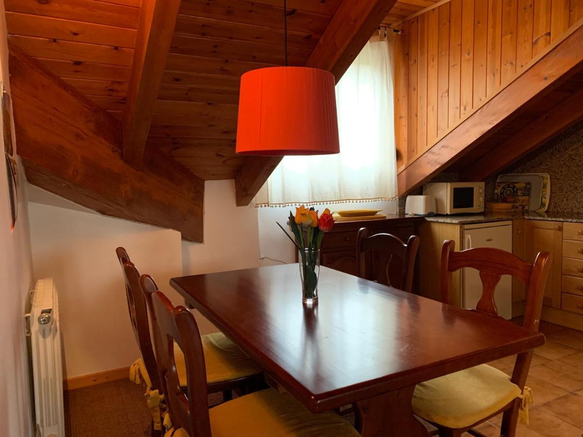 Bpirineos-Estos Apartment Бенаск Екстериор снимка