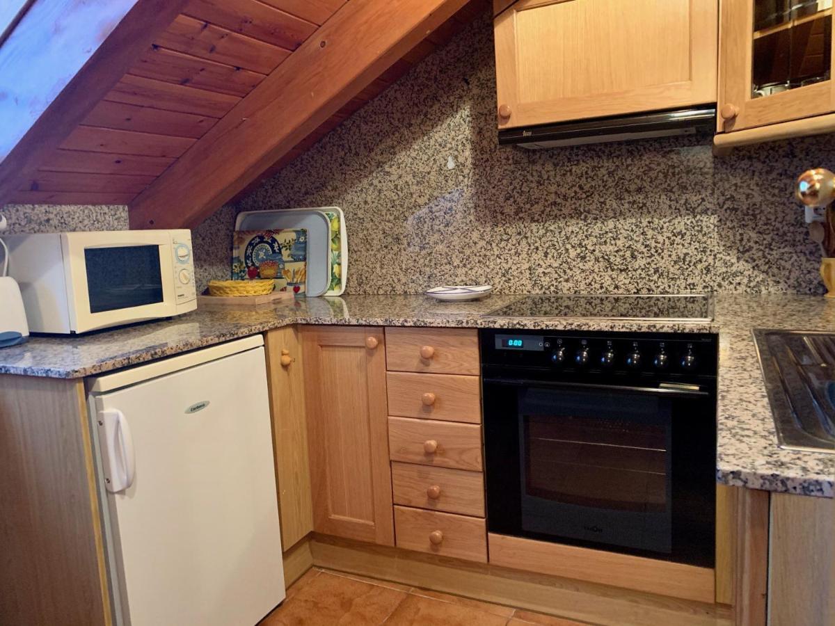 Bpirineos-Estos Apartment Бенаск Екстериор снимка