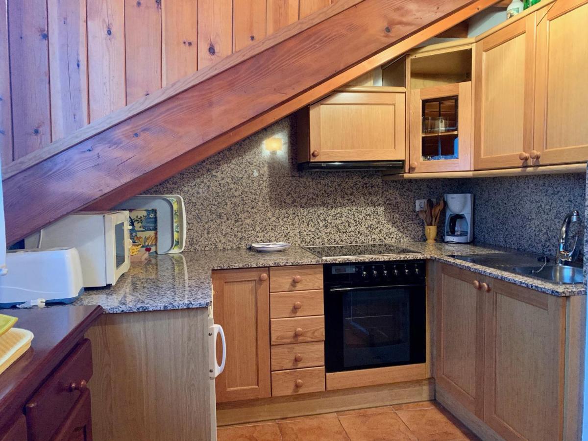 Bpirineos-Estos Apartment Бенаск Екстериор снимка
